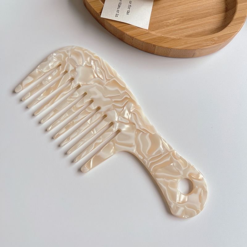 Women'S Simple Wide Tooth With Handle Acetate Plate Marble Pattern Hairdressing Comb
