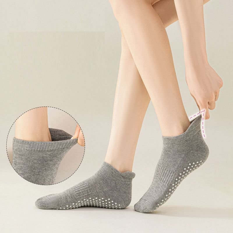 Professional Yoga Pilates Indoor Fitness Non-Slip Thickened Towel Bottom Floor Socks Ankle Socks Custom