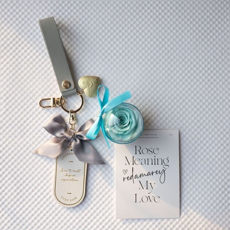 Eternal Flower Keychain Rose Gift Box